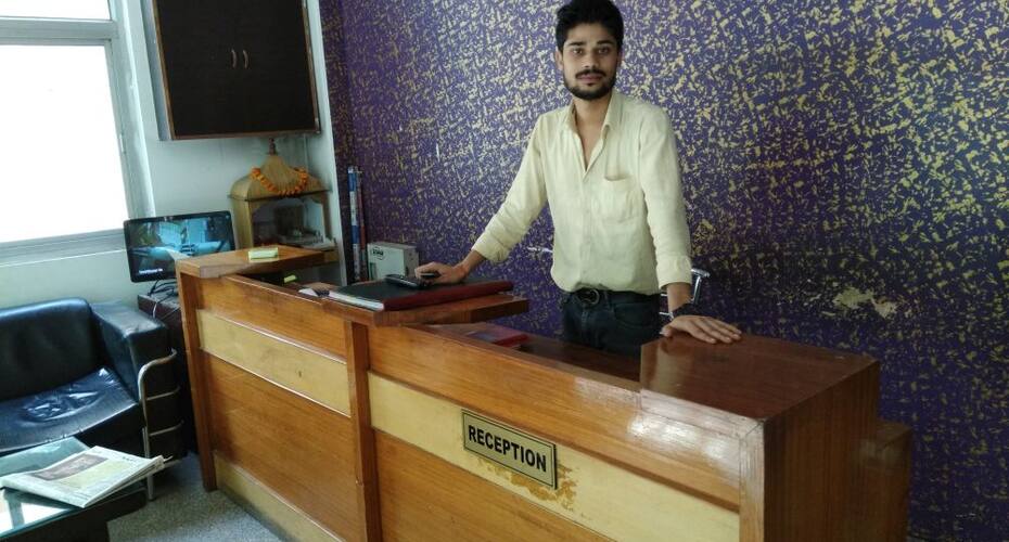 Hotel Fly Rooms, New Delhi 2